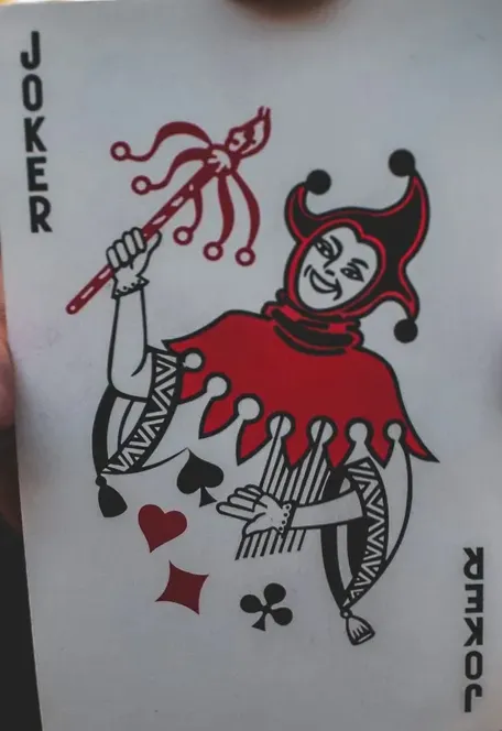 जोकर बन ट्रेन में आग लगाने की कोशिश की.....Court  ने 23 साल की सजा सुनाई