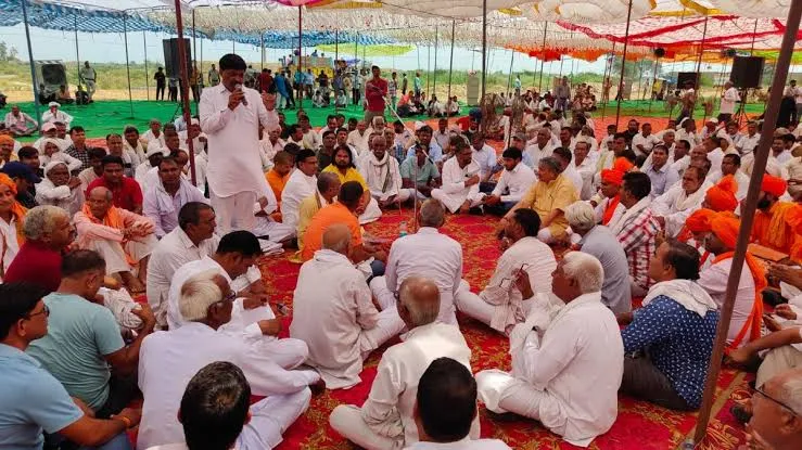 नूंह-पलवल सीमा पर हिंदुओं की महापंचायत शुरू, ब्रज मंडल शोभायात्रा दोबारा निकालने की मांग, सुरक्षा के कड़े इंतजाम