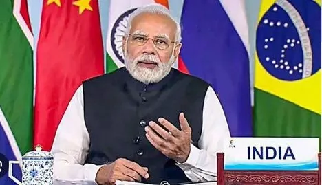 BRICS में पीएम मोदी ने चीनी राष्ट्रपति को एलएसी पर तनाव कम करने को कहा