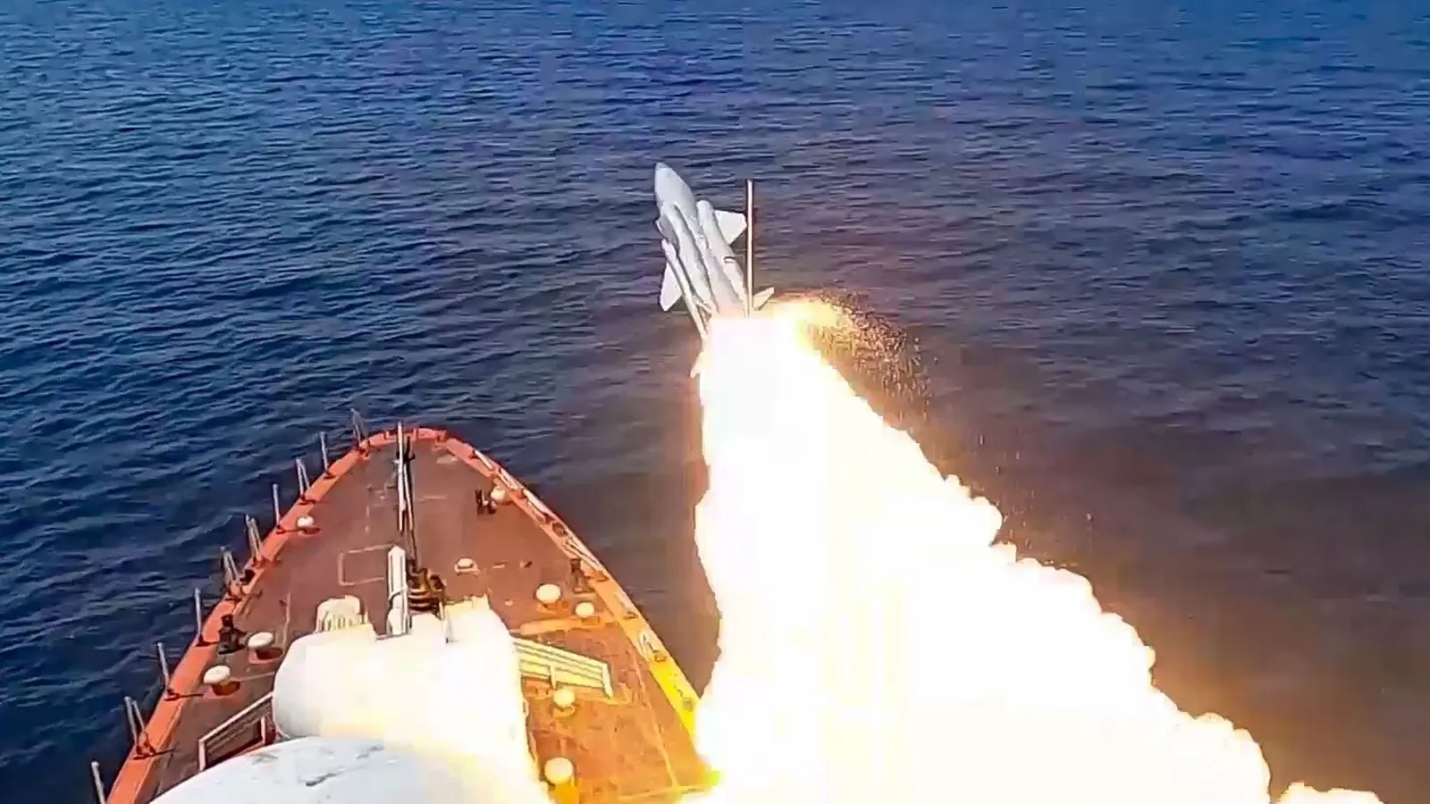 North Korea ने पीले सागर की ओर कई क्रूज मिसाइलें दागीं