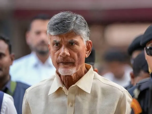 आंध्र प्रदेश के पूर्व CM और TDP प्रमुख चंद्रबाबू नायडू भ्रष्टाचार मामले में गिरफ्तार
