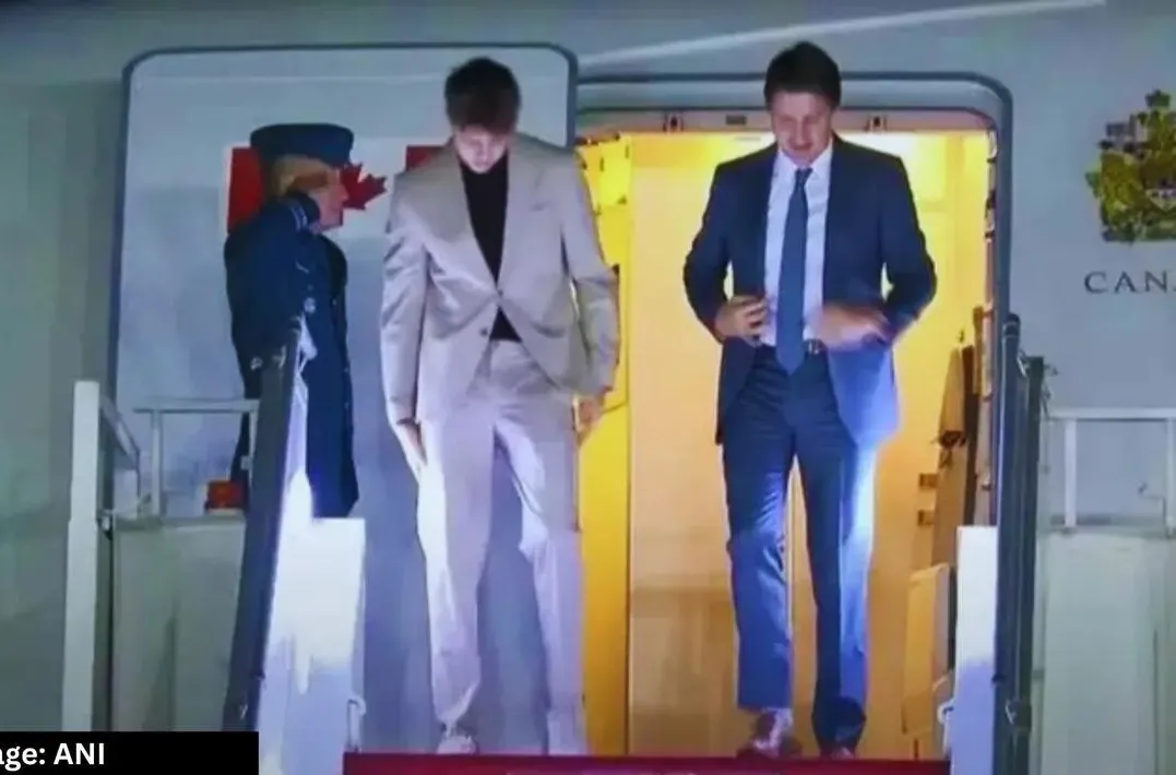 Former Indian राजनयिक का दावा, पीएम ट्रूडो के विमान में कोकिन था, वे पूरे समय नशे में थे