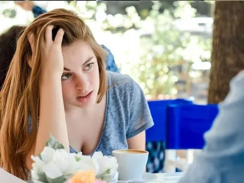 डेट पर गई लडकी ने किया Ignore तो लडके ने ऐसे लिया बदला