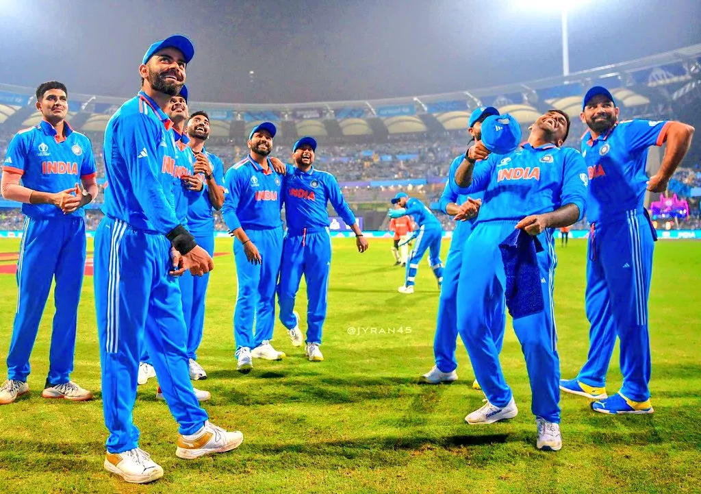 भारत ने श्रीलंका को 302 रनों से हराया, World Cup के SemiFinal में जाने वाली बनी पहली टीम