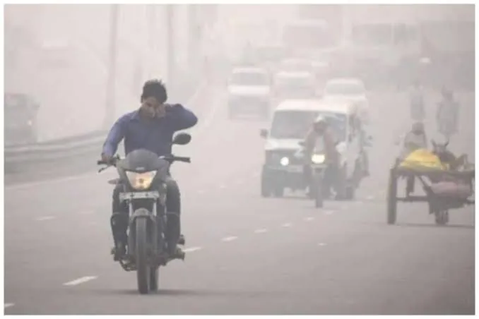Delhi में एयर पॉलूशन के बीच हार्ट अटैक का बढ़ा खतरा, चिकित्सकों ने दी चेतावनी