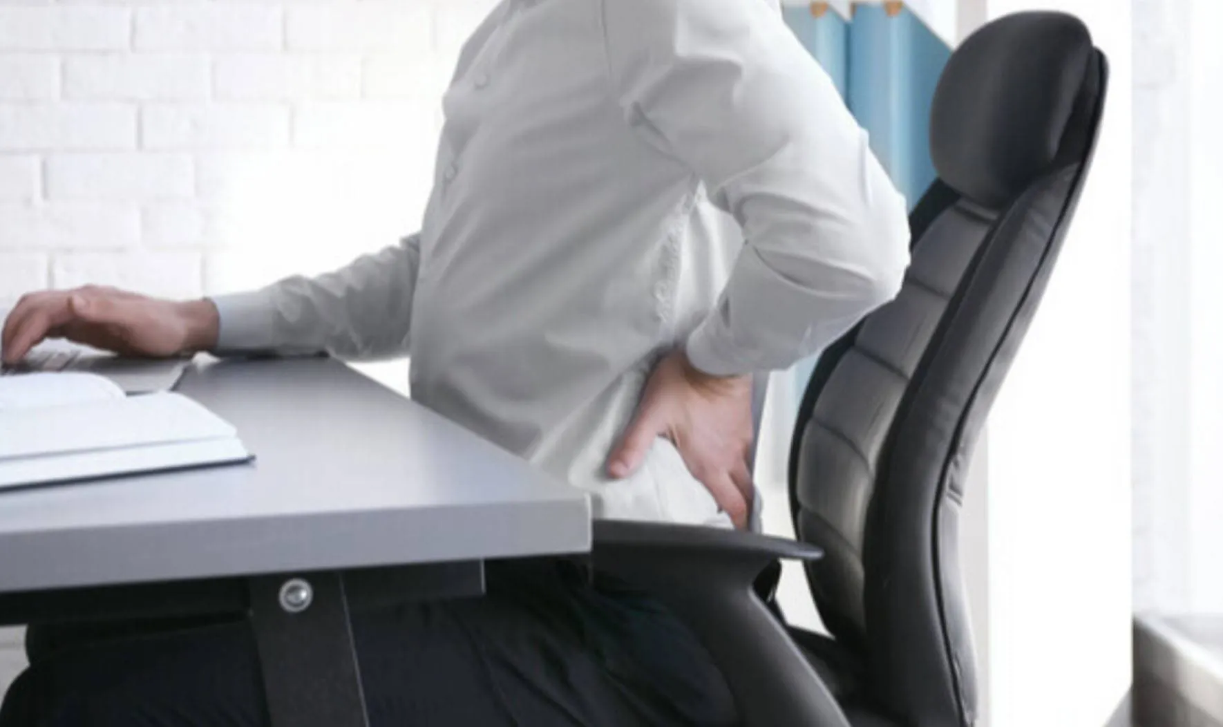 लापरवाह कर्मचारी को काम से निकाला तो ठोका बॉस पर Case