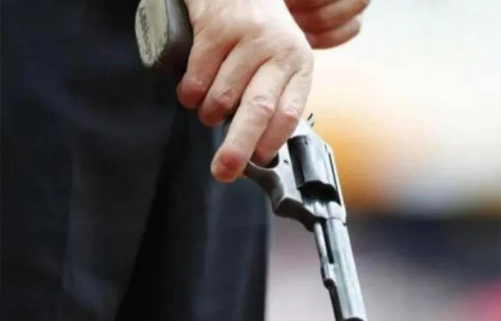 शिक्षिका पर गोली चलाने वाले छह वर्षीय छात्र की Mother को 4 साल की सजा