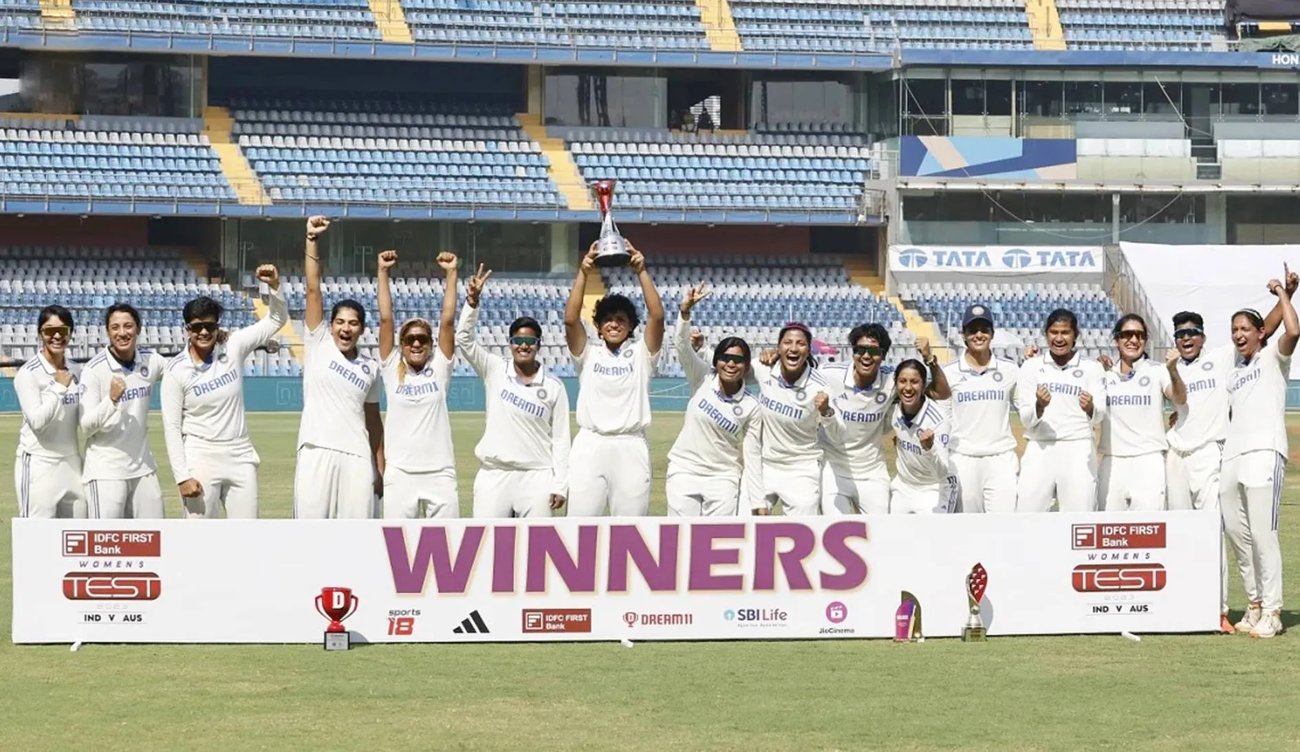 भारतीय महिला क्रिकेट टीम ने Australia पर दर्ज की पहली टेस्ट जीत