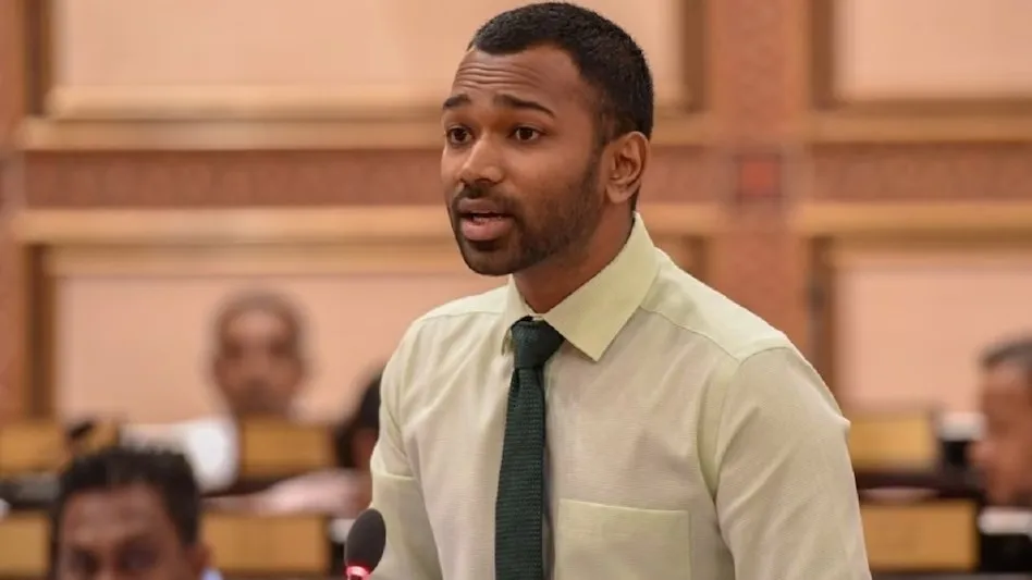 भारत से पंगे पर मालदीव में बवाल, माफी मंगवाने के लिए विदेश मंत्री को Parliament से समन