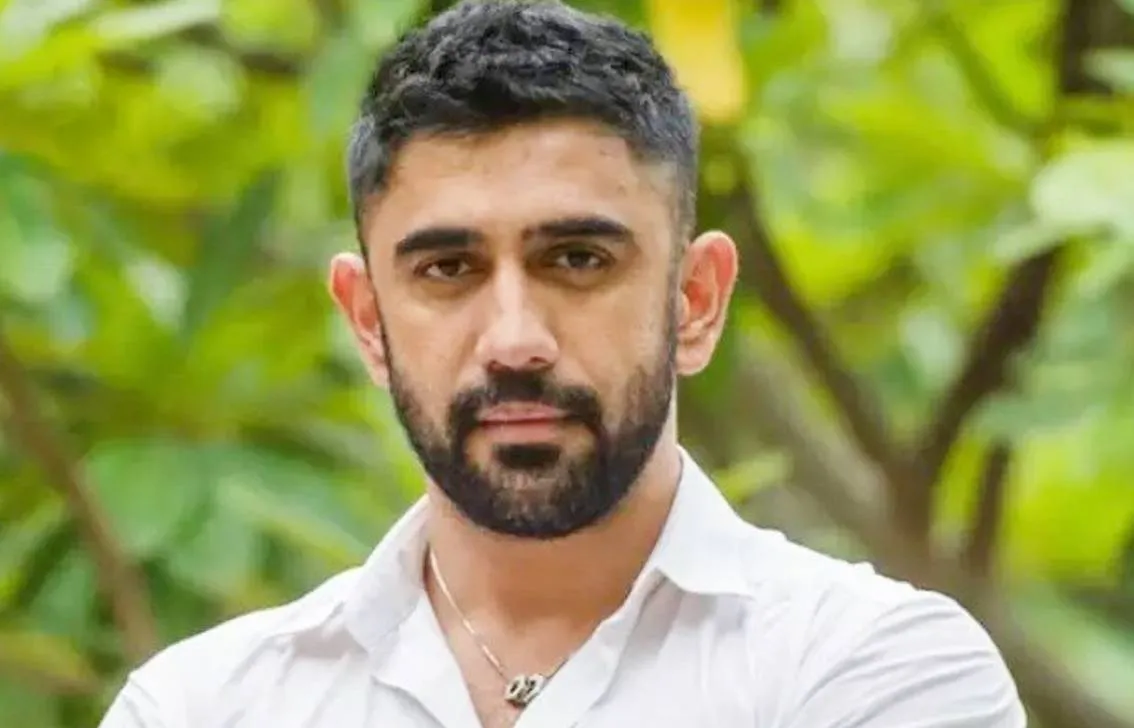 पुणे Highway में मनोरंजन के लिए तैयार अमित साध