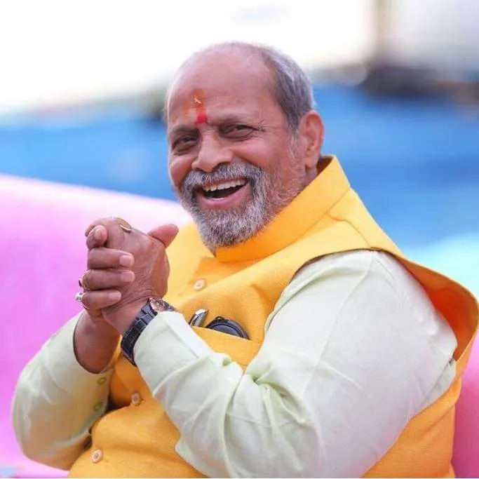 पूर्व मंत्री Paras Jain पर विधायक निधि से निजी काम कराने का आरोप, 8 अफसरों पर भी केस, लोकायुक्त जांच में मिली अनियमितता