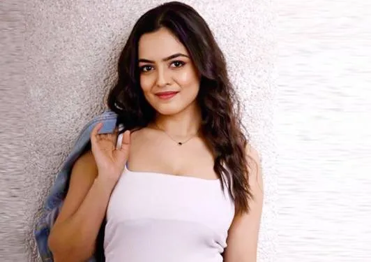 फूलवाले का किरदार निभाया Neha Harsora ने