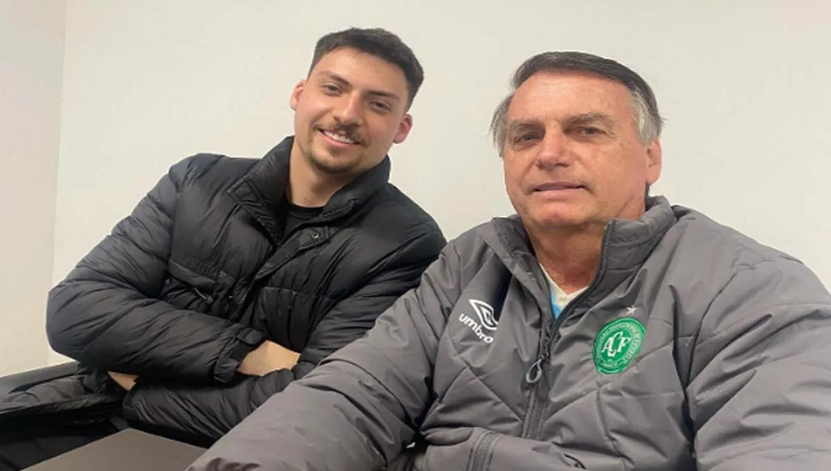 ब्राजील पुलिस ने पूर्व राष्ट्रपति Bolsonaro के छोटे बेटे को आरोपी बनाया