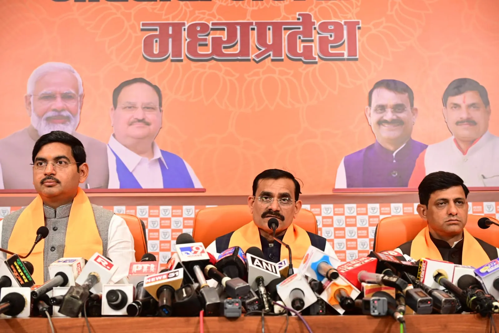 प्रदेश अध्यक्ष विष्णुदत्त शर्मा की प्रदेश मीडिया सेंटर में दो दिवसीय राष्ट्रीय अधिवेशन को लेकर पत्रकार-वार्ता