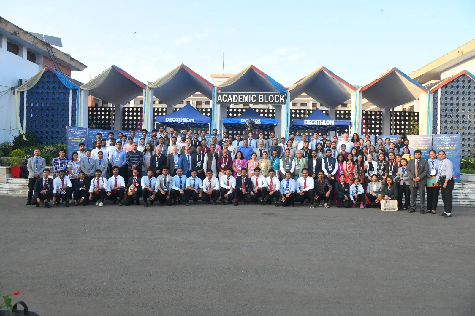 देश के श्रेष्ठ शारीरिक शिक्षा संस्थान LNIPE, ग्वालियर में शुक्रवार को दो दिवसीय सम्मेलन का समापन हुआ