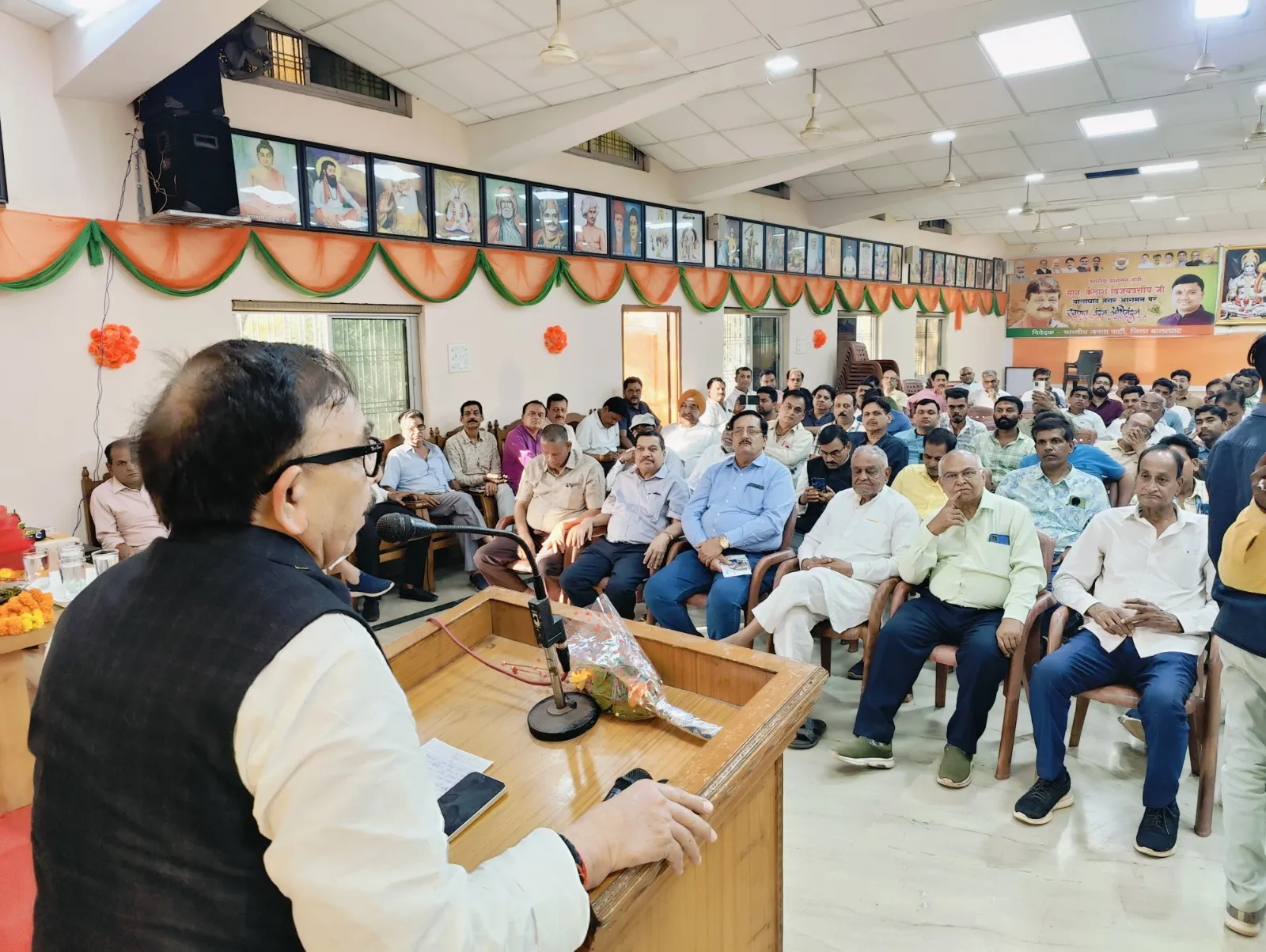 केंद्रीय मंत्री Mahendranath Pandey ने बालाघाट में संकल्प-पत्र के सुझाव के लिए प्रबुद्धजनों से किया संवाद