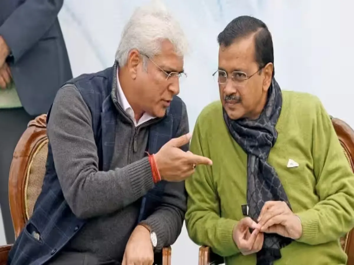 Delhi के शराब घोटाले में एक और आप नेता को समन, अब तक 15 आए गिरफ्त में