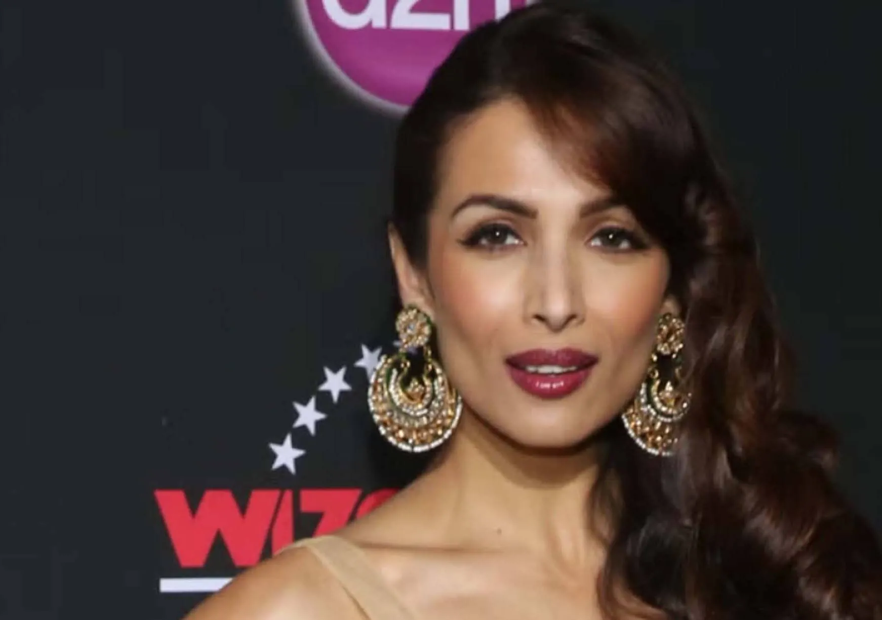 अरबाज के परिवार के साथ डिनर करने पहुंचीं Malaika