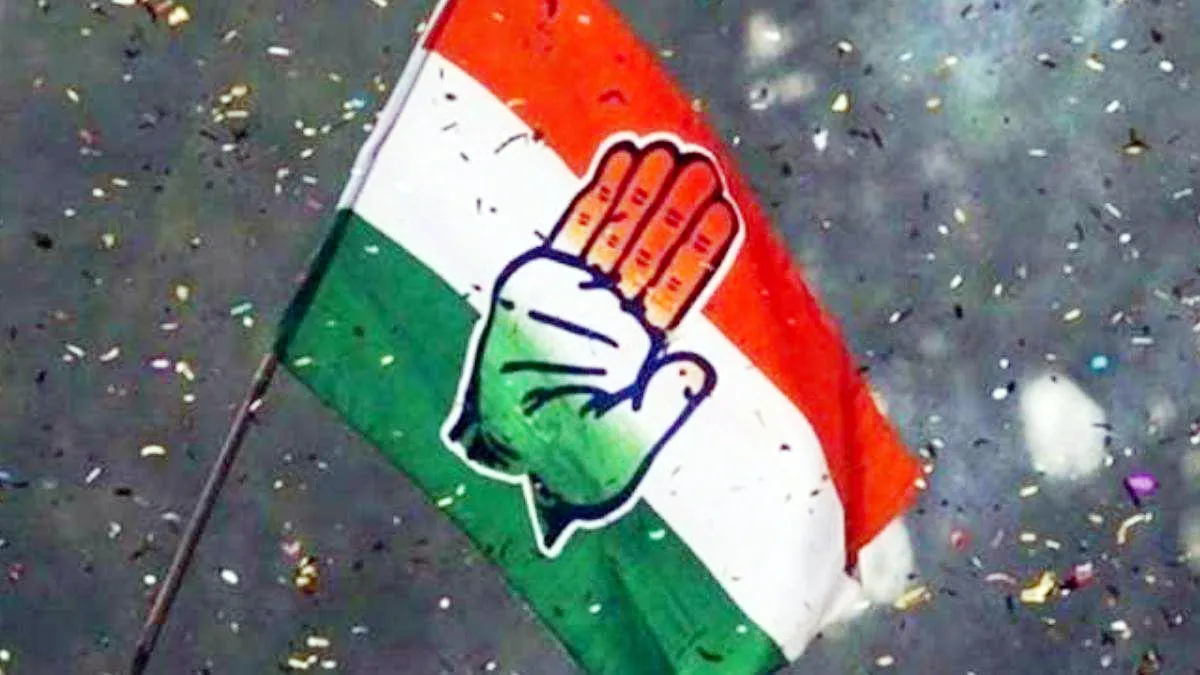 छिंदवाड़ा जिला निर्वाचन अधिकारी Shilendra Singh द्वारा भाजपा के पक्ष में कार्य करने की कांग्रेस ने चुनाव आयोग से की शिकायत