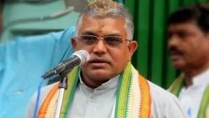 भाजपा के Dilip Ghosh की जबान फिसली बोले 15 लाख आज तक नहीं मिले,टीएमसी ने की घेराबंदी