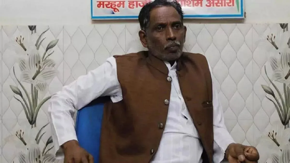 CM Yogi की तारीफ करने पर बाबरी के पक्षकार रहे इकबाल को पीटा