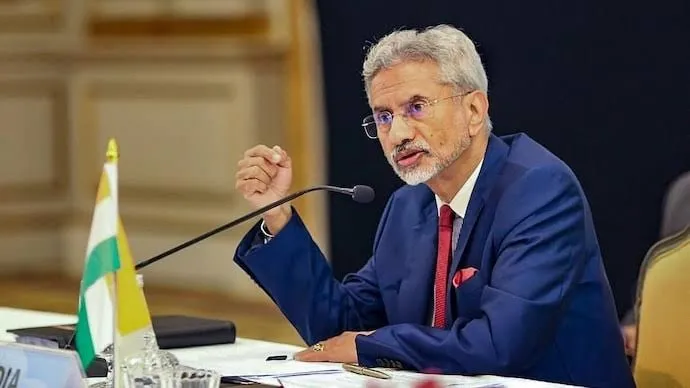 जब तक सीमाएं सुरक्षित नहीं हो जाती हैं सेनाएं वहीं रहेंगी: Jaishankar