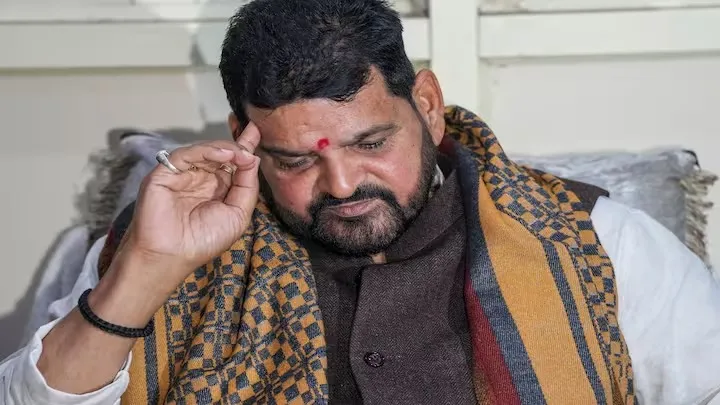 Brij Bhushan बोले- आपको कैसे मालूम मुझे टिकट नहीं मिलेगा, इसी माह मेरे नाम की घोषणा होगी