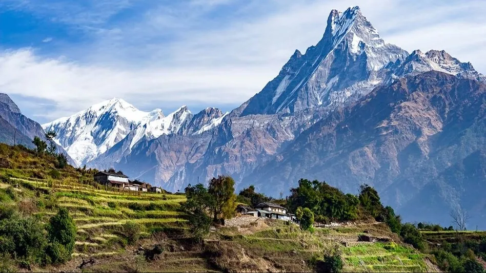 April में ही हिमालय से गायब हो गई बर्फ