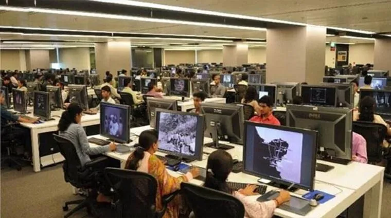 India की सर्विस सेक्टर की ग्रोथ घटकर निचले स्तर पर आई