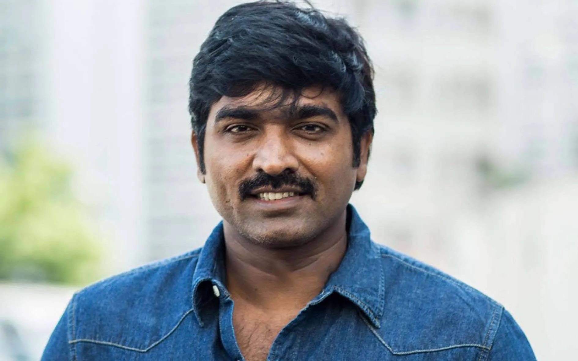 आधी उम्र की Actress के साथ रोमांस करने से इस एक्टर ने किया इनकार