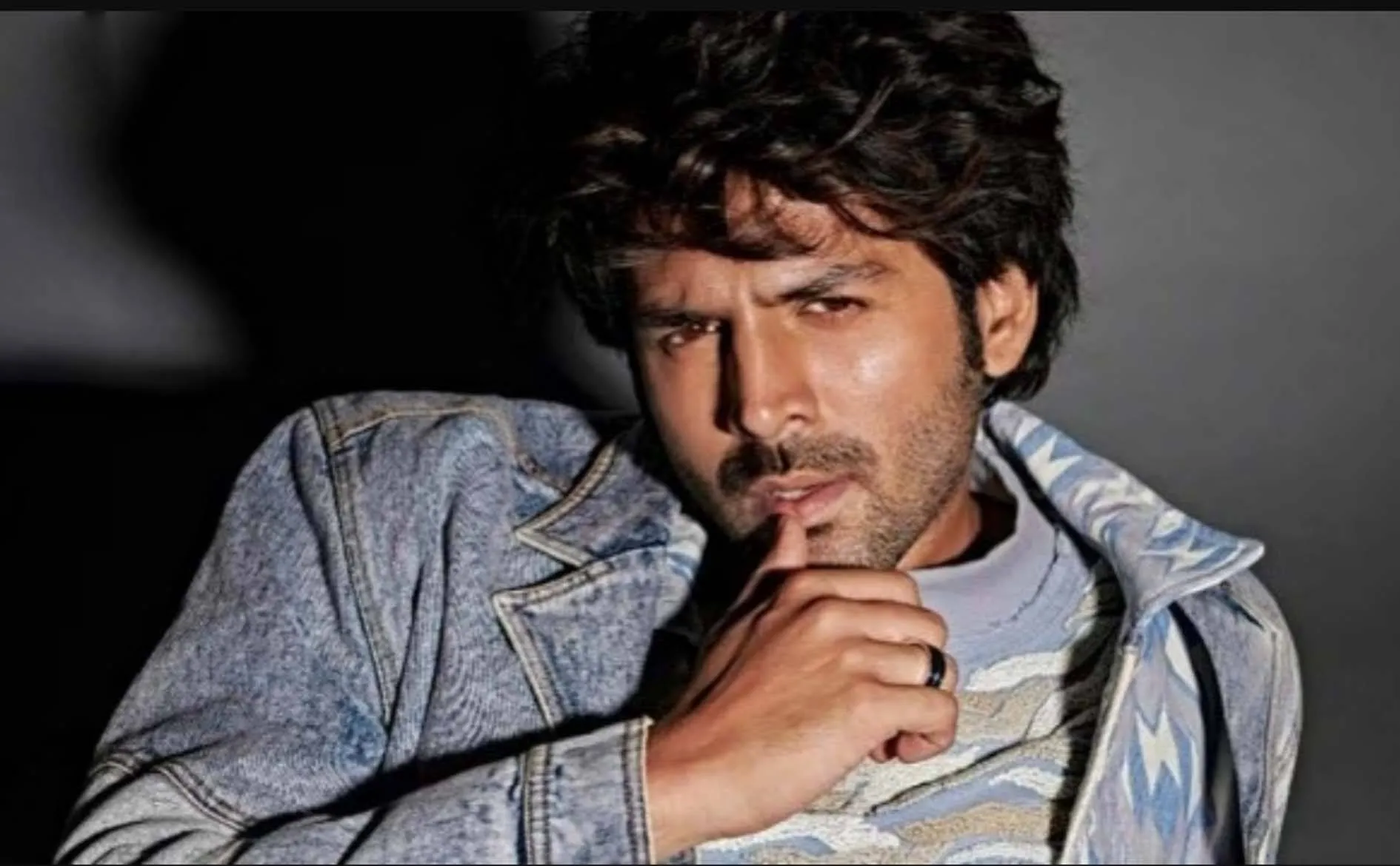 फिल्म Shehzada के लिए फीस छोड़ दी थी कार्तिक ने फीस