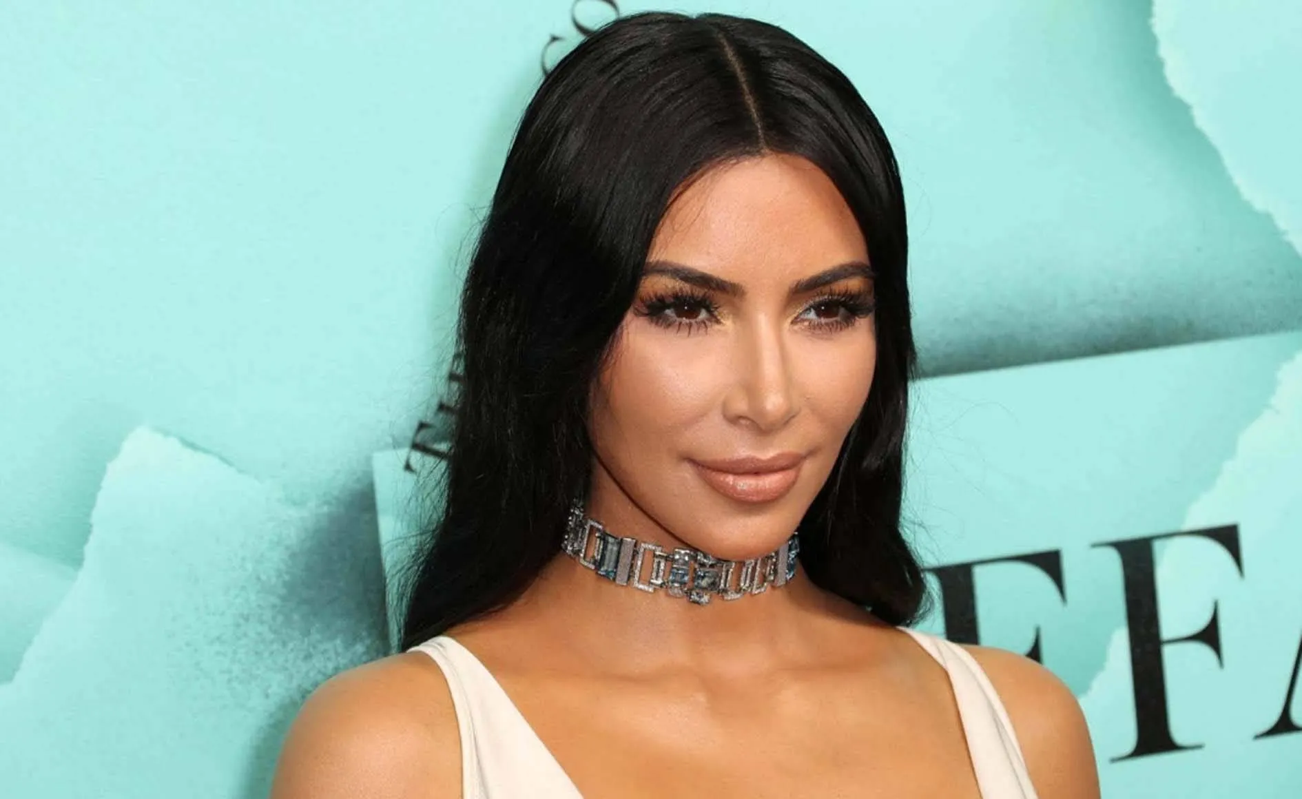 12 सौ रुपए का चीजकेक खाने के लिए प्राइवेट जेट से पेरिस पहुंच गईं Kim Kardashian