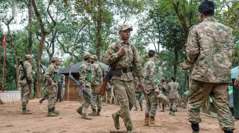 म्‍यांमार में सेना और विद्रोहियों के बीच फिर जंग.....भारत Mizoram को लेकर चिंतित