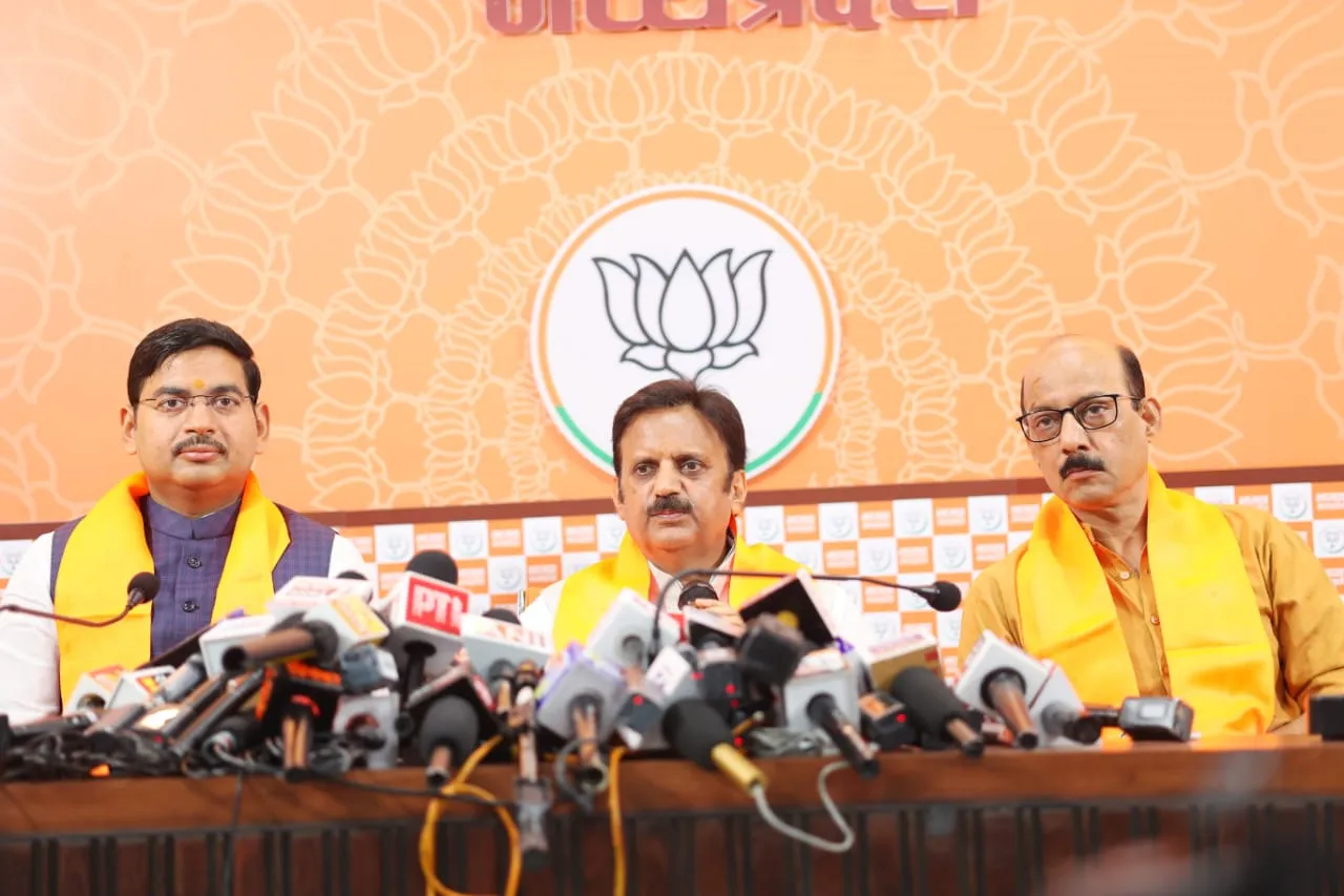 मध्यप्रदेश शासन के Deputy Chief Minister राजेंद्र शुक्ल ने भाजपा प्रदेश कार्यालय में पत्रकार वार्ता को किया संबोधित