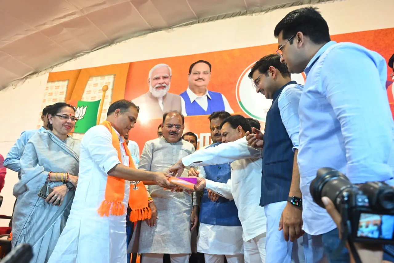 Amarwada Assembly उपचुनाव में मिली जीत पर प्रदेश भाजपा कार्यालय में मना जश्न