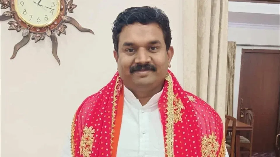 भाजपा के प्रदेश प्रवक्ता एवं सांसद Mahendra Singh Solanki ने मध्यप्रदेश में पौने दो लाख करोड़ के निवेश प्रस्ताव आने पर मुख्यमंत्री डॉ. मोहन यादव का जताया आभार