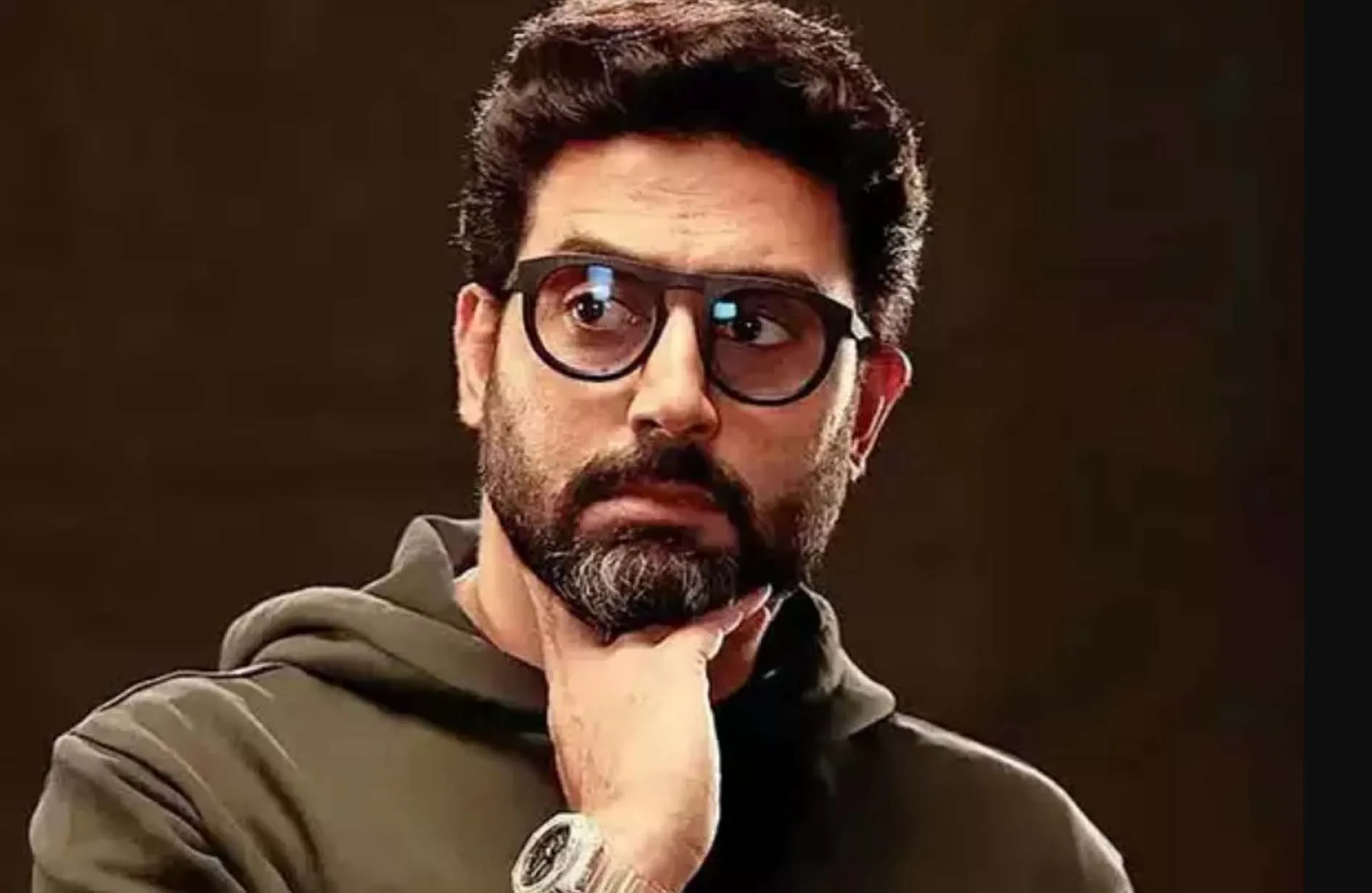 Shahrukh के साथ निगेटिव किरदार में नजर आएंगे अभिषेक