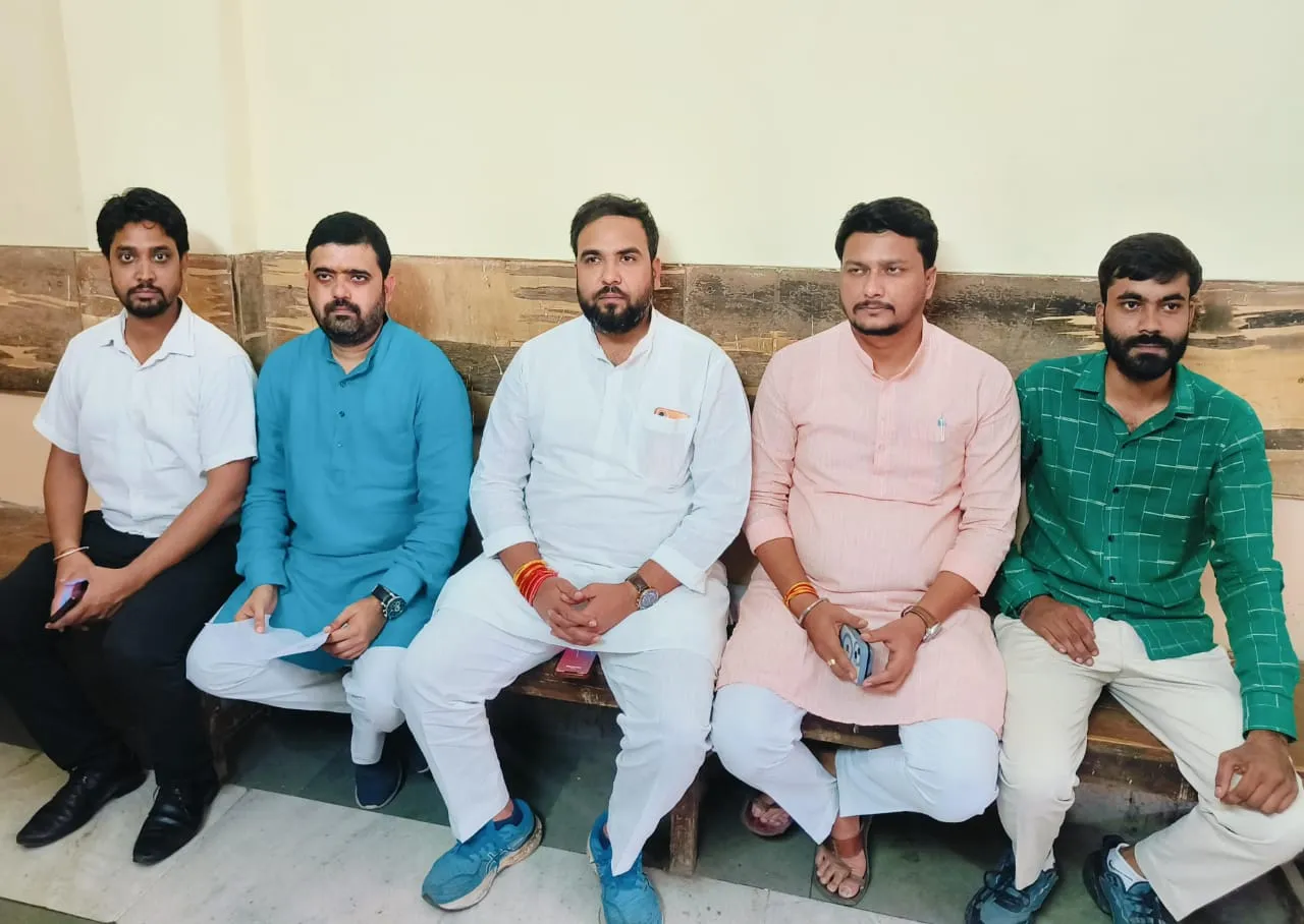 कोर्ट ने पूर्व विधायक Vipin Wankhede कांग्रेस प्रवक्ता विवेक त्रिपाठी आशुतोष चौकसे आकाश चौहान धनजी गिरी को 2 साल की सजा सुनाई