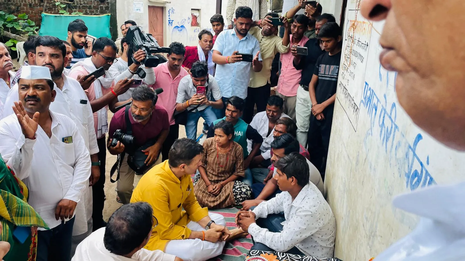 सागर के शाहपुर में हुये हादसे में मृत बच्चों के पीड़ित परिवारों को ग्यारह-ग्यारह लाख रूपये की मुआवजा राशि दे सरकार: Jitu Patwari.