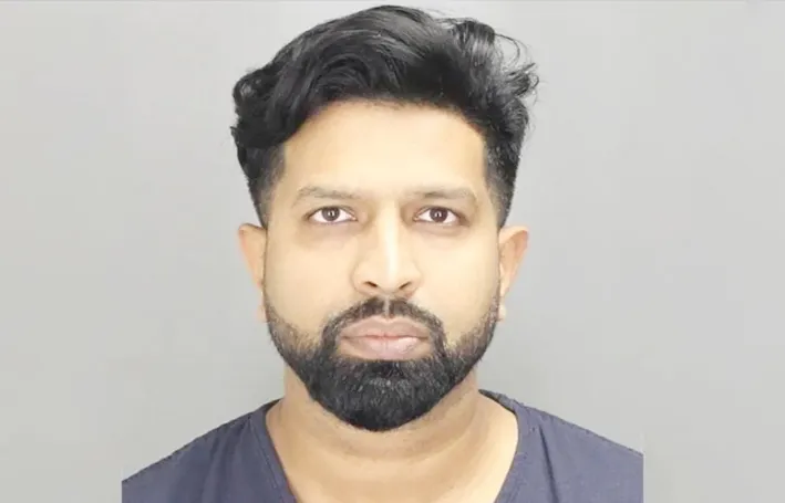 Doctor पति द्वारा बनाए गए हजारों अश्लील वीडियो लेकर पुलिस के पास पहुंची महिला, किया  गिरफ्तार