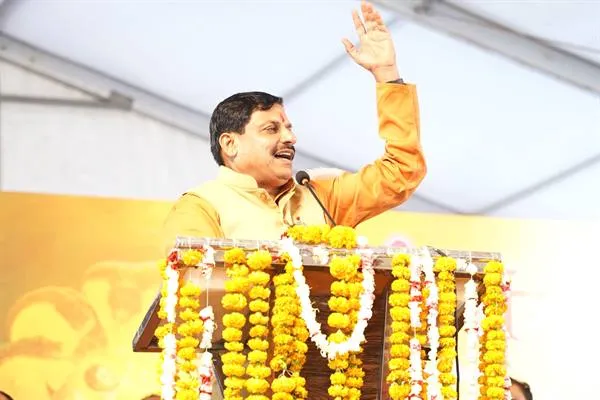 जन्माष्टमी पर श्रीकृष्णमय हुआ चंदेरी: Chief Minister Dr. Yadav