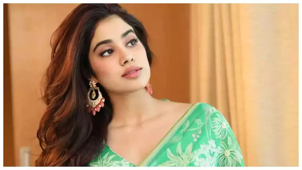 स्वादिष्ट डिनर की स्नैपशॉट शेयर की Janhvi Kapoor ने