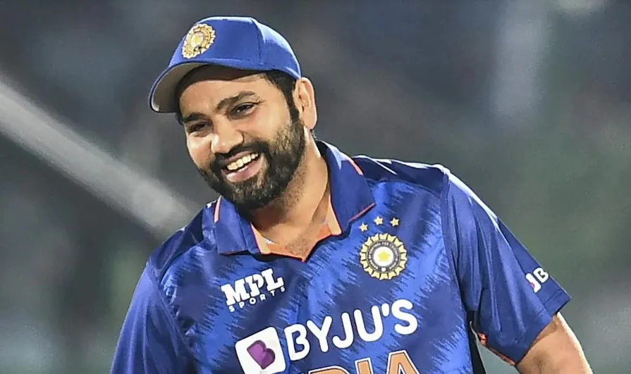 Rohit ने एक शो में भारतीय टीम के पहले प्रशंसक के बारे में बताया