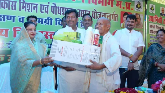 उद्यानिकी फसलें अपनाकर किसान आसानी से अपनी आय बढ़ा सकते हैं – MP Kushwaha