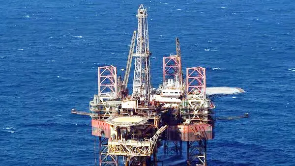 Israel-Iran तनाव से तेल की कीमतों में गिरावट आने की संभावना: विशेषज्ञ