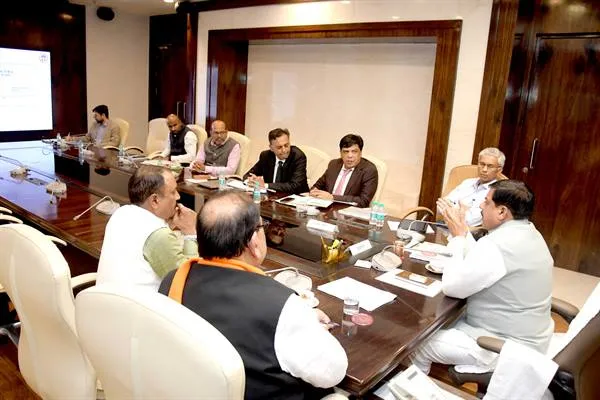 प्रदेशवासियों को सस्ती व प्रदूषण मुक्त बिजली उपलब्ध कराना राज्य सरकार की सर्वोच्च प्राथमिकता : Chief Minister Dr. Yadav