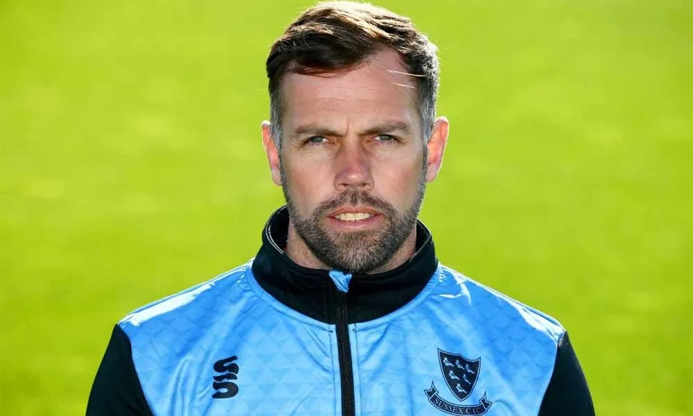 Carl Hopkinson को मुंबई इंडियंस का नया फील्डिंग कोच बनाया गया