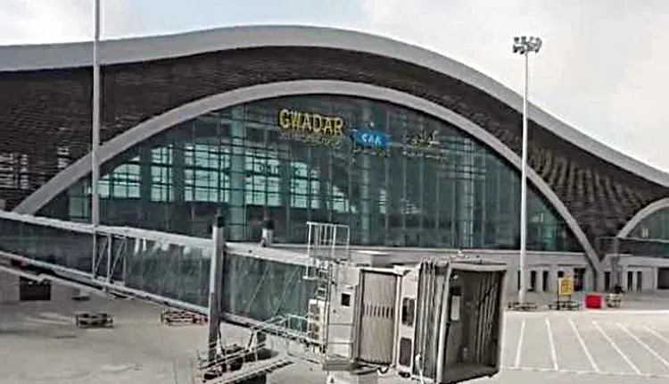 China ने फिर की पाकिस्तान की बेइज्जती, कहा- खैरात में दिया एयरपोर्ट