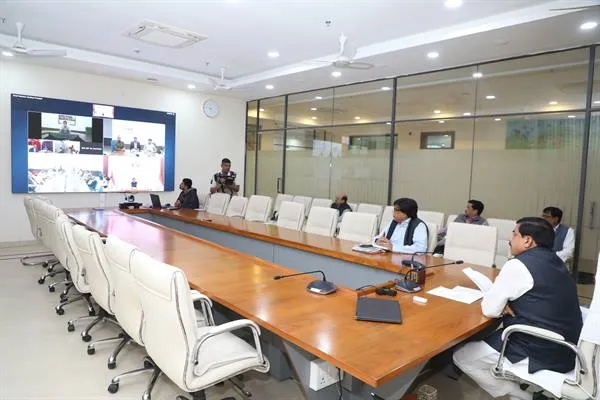 प्रयागराज महाकुंभ जा रहे यात्रियों के लिए आवश्यक सुविधाएं मेला जारी रहने तक बनाए रखें: Chief Minister Dr. Yadav