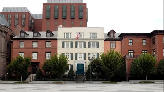 America पहुंचने पर पीएम मोदी को ऐतिहासिक ब्लेयर हाउस में ठहराया, लगाया भारतीय झंडा